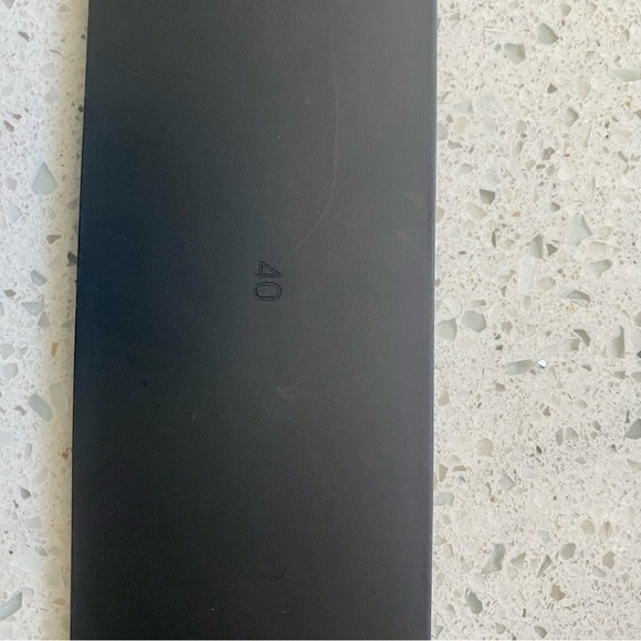 Chanel Authentic Black wool dress from 2007 fall collection as seen on Beyoncé. - Picture 16 of 17